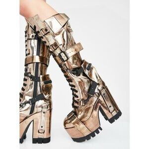 Futuristic Metallic Bronze Wasteland Buckle Lace-Up Platform Boots - 9